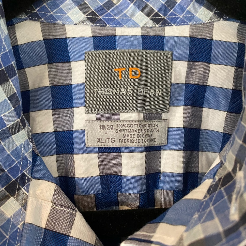 Boys size XL, 18-20 designer dress shirt.